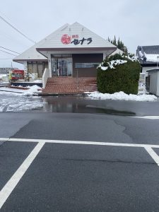 セナラ鷲宮店雪かき清掃