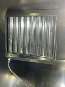 定期的なダクト清掃で快適な店内環境を