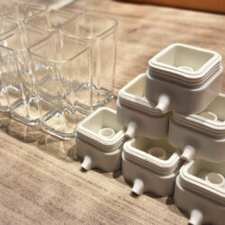 セナラ川口樹モールプラザ店 お酢の入れ物の漂白・洗浄作業