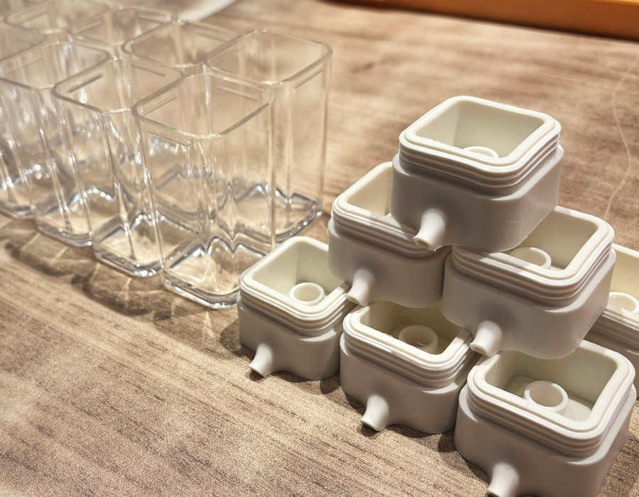 セナラ川口樹モールプラザ店 お酢の入れ物の漂白・洗浄作業