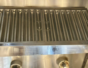 【樹モール店】定期メンテナンスとしてダクト清掃